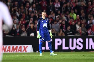 米体：米兰关注舍瓦利耶、维尔布鲁亨等人，曼联和拜仁已询价后者